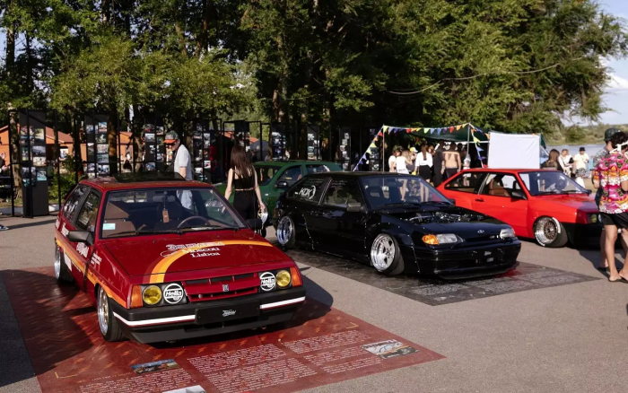 Привет из юности: у легендарного ВАЗ-21093 «За рулем» есть «сестра-двойняшка»!