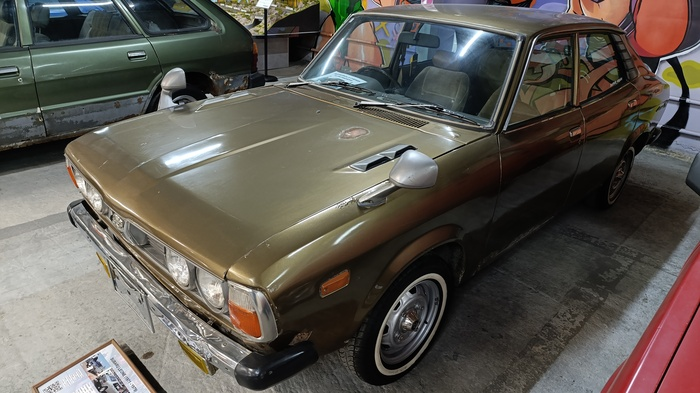 Музей японских автомобилей Bucket Empire. Площадка в ТРЦ «Облака»