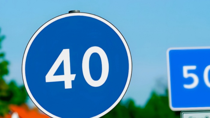 Один квадратный и два круглых знака ограничения скорости: в чём отличие и почему их важно различать