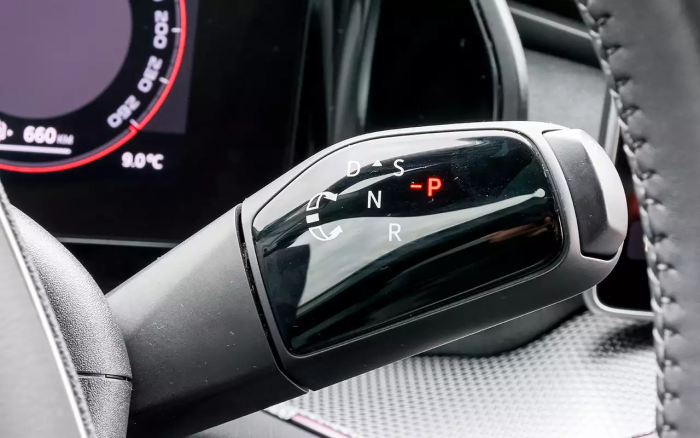 Популярный европейский кроссовер из Казахстана: за что 5 миллионов?