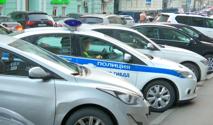 Мелочи, которые выдадут любого: бывший гаишник объяснил, как ДПС распознаёт "выхлоп" от вчерашнего застолья