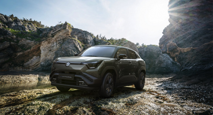 Suzuki представила свой первый электромобиль на аккумуляторной батарее e VITARA