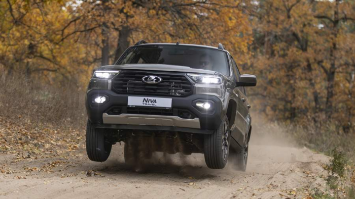 Едут сами: на российском гибриде по деревням Заонежья