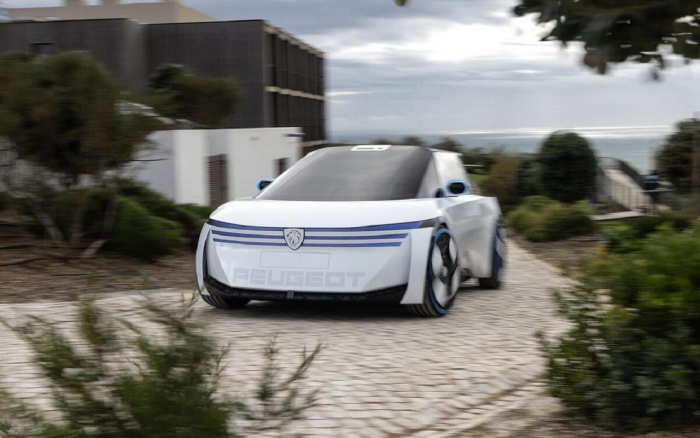 Покатались на машине с таким рулем — как ощущения?