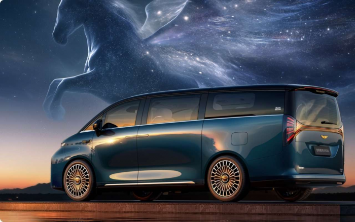 Представлен просторный и безопасный семейный минивэн от известной в России марки