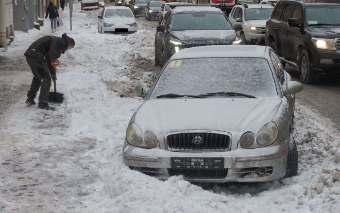 Как выехать из сугроба?