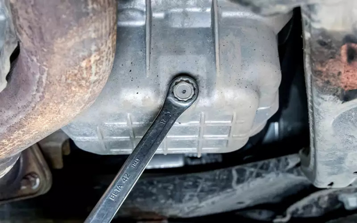 Тест-ремонт китайского кроссовера: почему в сервисе дорого и как сэкономить