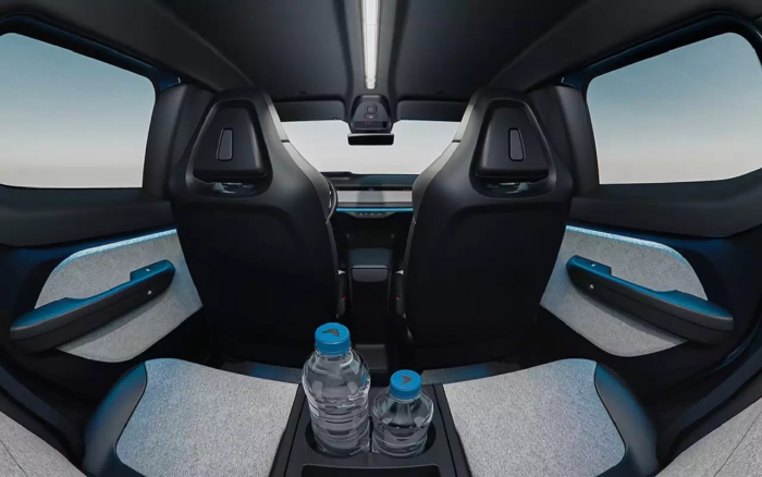 Атом стартует: рассказываем, что будет у него в салоне