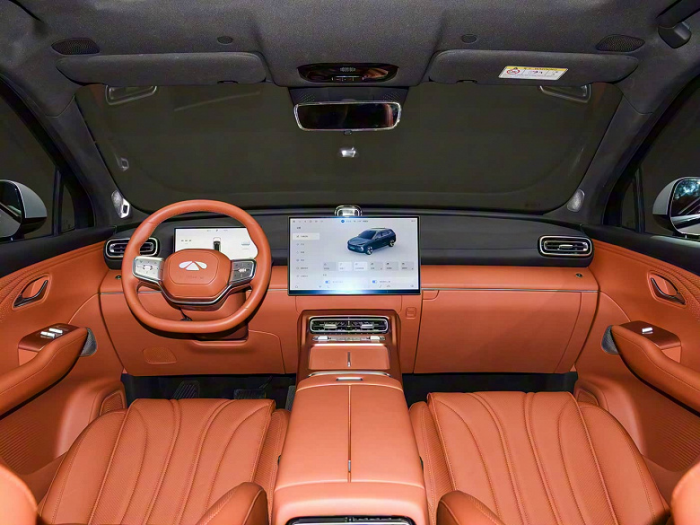 Представлен совершенно новый флагманский кроссовер Chery Fulwin T9L: 353 л.с., полный привод, автопилот, двуспальная кровать и холодильник