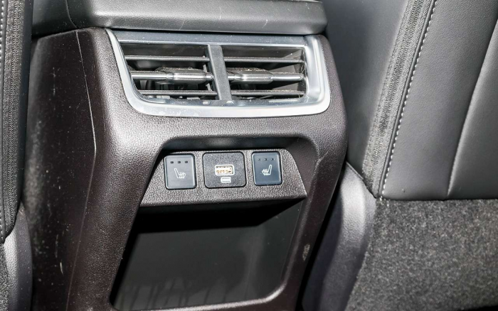 Полный привод, приемлемая цена  — большой тест свежих китайских кроссоверов