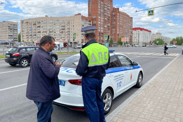 В России вновь предложили изменить нештрафуемый порог и вернуть штрафы за среднюю скорость