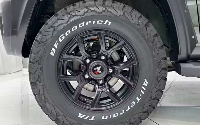 Suzuki Jimny превратили в Mercedes-Benz G-Class