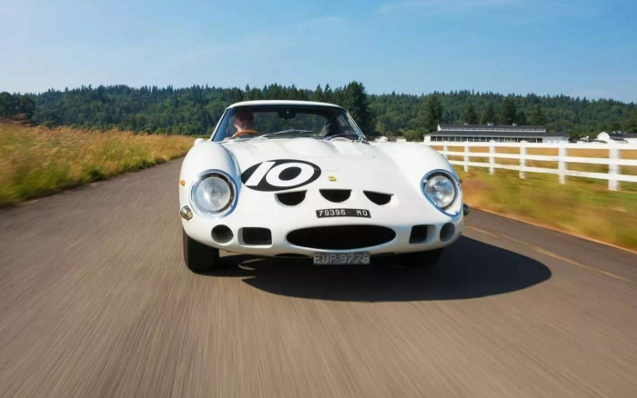 Продается одна из самых дорогих машин в мире — вы оферрареете от цены