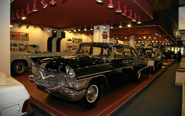 16 самых редких серийных машин СССР — странности спецзаказов