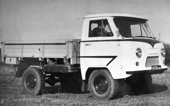 «Если мы возьмем ежа...» — как в СССР экспериментировали с «буханкой» УАЗа