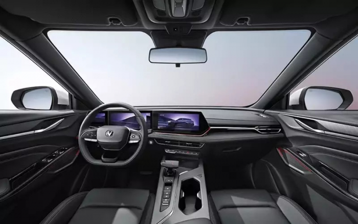 Стойкий кузов и зимние опции — представлен новый кроссовер для России