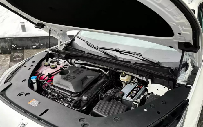 Новый Москвич М70 — первые фото интерьера