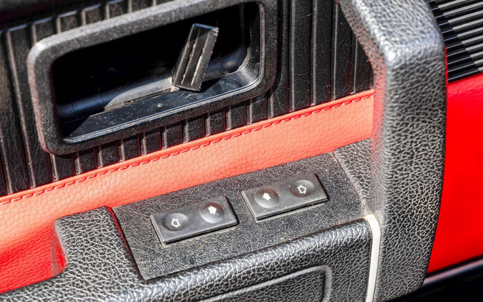 40 лет на ходу: эталон надежности на тестах «За рулем»