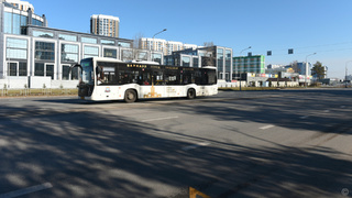 Томенко вручил награды лучшим работникам дорожной и транспортной отрасли Алтайского края