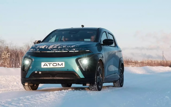 Электромобиль Атом протестировали в Сургуте при экстремальных температурах до -42°C
