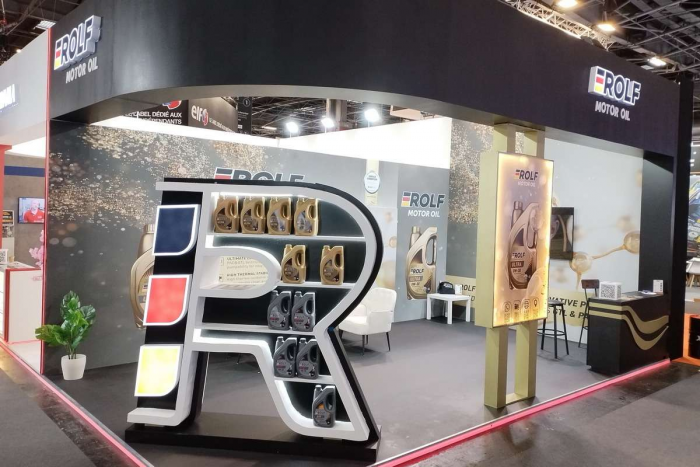 Equip Auto - 2025: горящие электромобили, гаджеты из 90-х и автомобильные масла