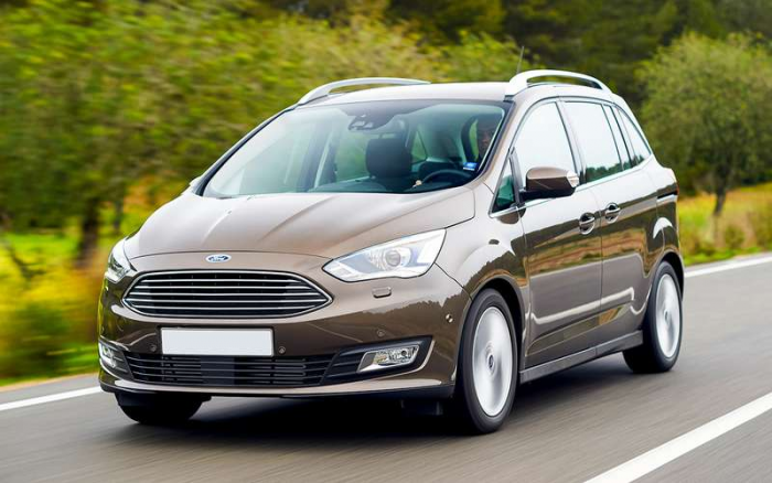 Что взять вместо Ларгуса: 6 бюджетных семейных иномарок (включая Тойоту!)