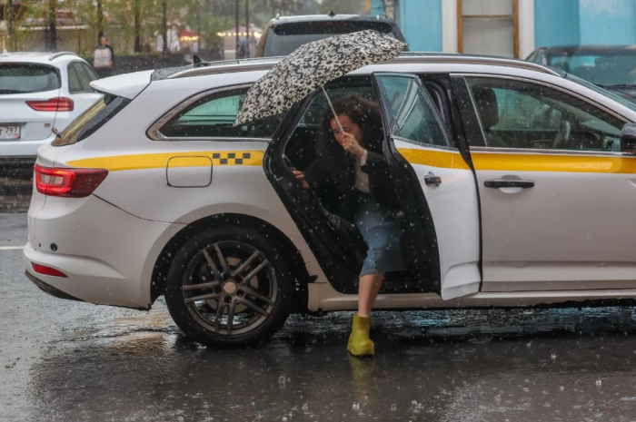 Петербург закрыт. Такси, доставка - всё. Новый закон с 8 ноября – специально для мигрантов