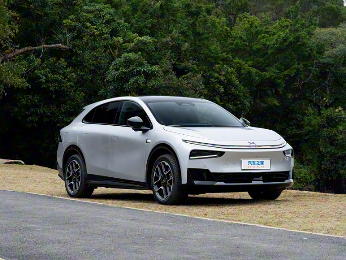 «Самый дальнобойный кроссовер в мире». Представлен XPeng G7 Super Extended Range с запасом хода 1704 км — всего 195,8 тыс. юаней (2,25 млн рублей)