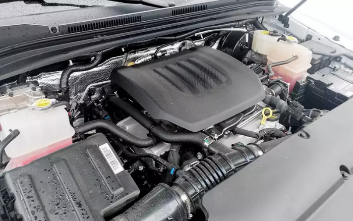 224 л. с., автомат, рама, пружинная подвеска— новый внедорожник нашей сборки