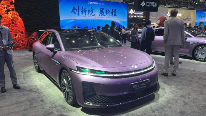 Машины будущего: дебюты автосалона в Гуанчжоу