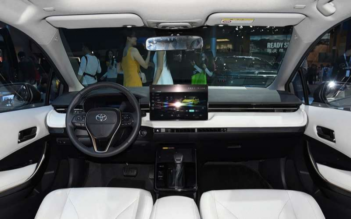 Совершенно новая Corolla выходит на рынок: какие новшества предложит Toyota?