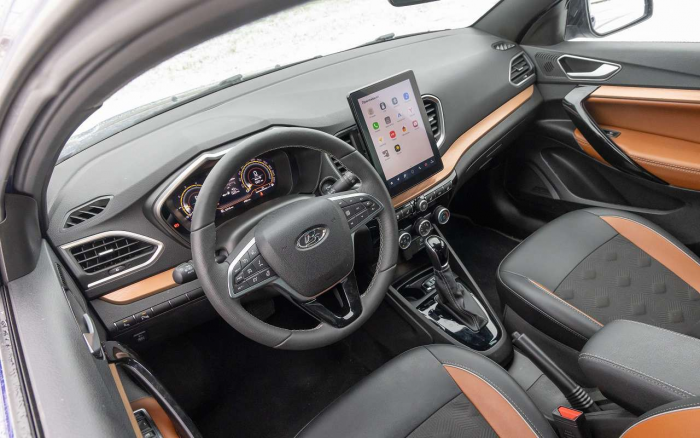 Дистанционный запуск, парктроники и другие особенности обновленной Lada Vesta