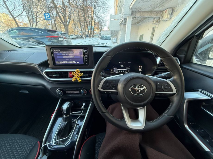 Сколько машин готовы заблокировать автолюбители Приморья на парковке?