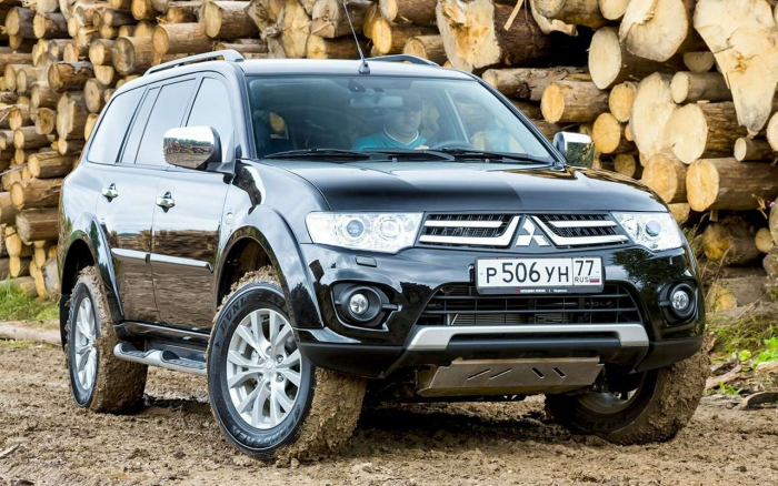 Полный привод, дизель, блокировки — эталонный японский рамник за 1,5 млн