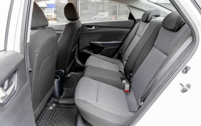 Лада Искра против конкурентов — большой тест недорогих седанов