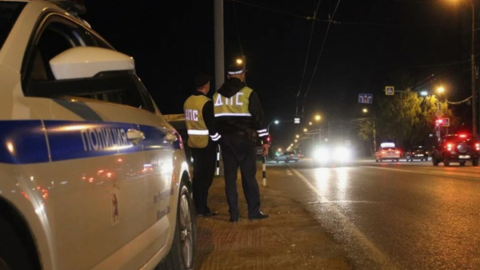 Почему на старых машинах стали безнаказанно устанавливать LED-лампы в фары и слепить встречных водителей