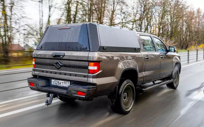 205 сил, гидроавтомат, полный привод — в РФ привезли «почти Silverado»