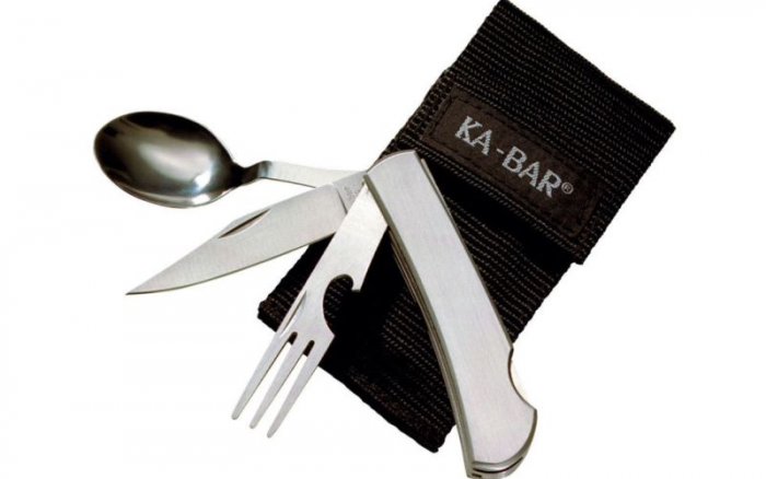 5 предметов, которые ушлые водители всегда держат в бардачке