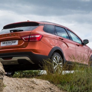 «Фурора не будет» — автоэксперт о новых Lada Vesta SW и Vesta SW Cross