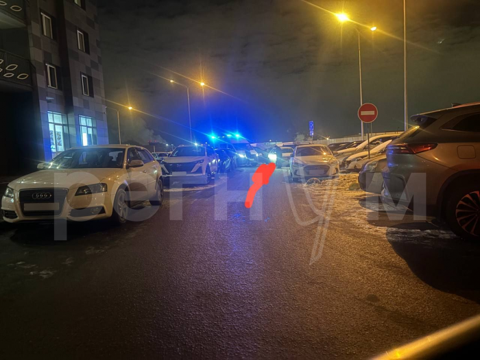 Скорая помощь не смогла проехать к умирающему мужчине из-за неправильно припаркованных машин