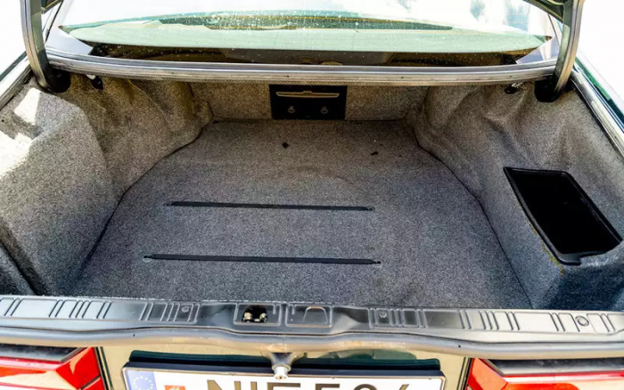 Секрет его молодости: BMW, который похож на BMW