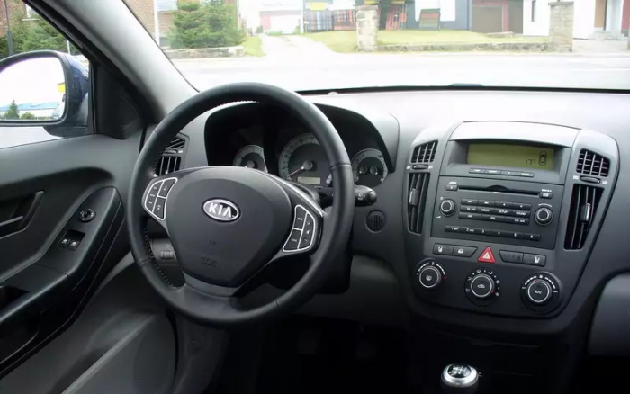 Надежные агрегаты и крепкая ходовая — добротный хэтчбек чуть дороже миллиона