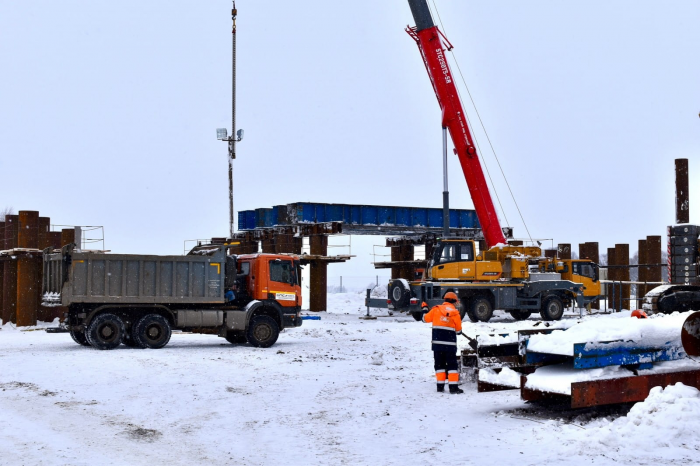 Строители моста через Оку под Рязанью завершили монтаж пролетного строения путепровода на левом берегу