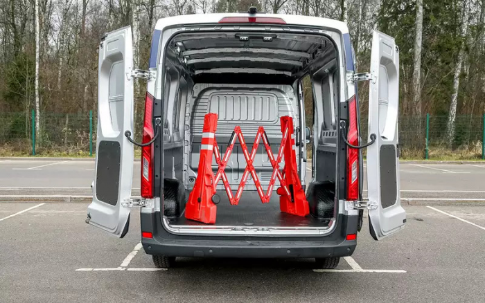 Дизель, МКП, богатое оснащение — надежный новичок на замену Транзита