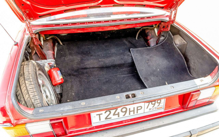 40 лет на ходу: эталон надежности на тестах «За рулем»