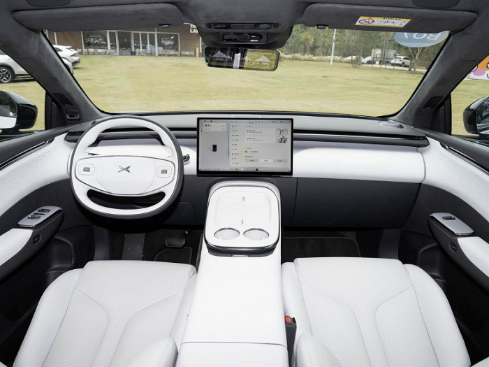 «Самый дальнобойный кроссовер в мире». Представлен XPeng G7 Super Extended Range с запасом хода 1704 км — всего 195,8 тыс. юаней (2,25 млн рублей)