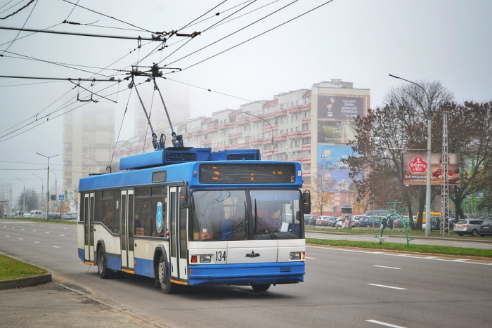 В облцентре МУТТП прокомментировало большой интервал движения троллейбусов