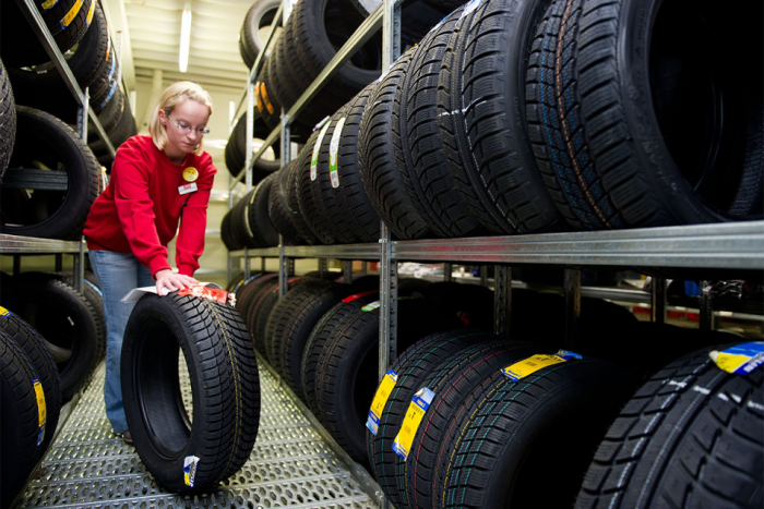 Чем зимняя резина отличается от летней и нужно ли ставить, если даже нет снега