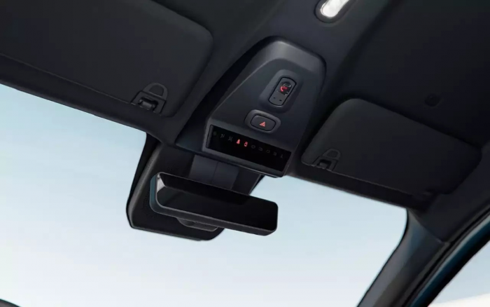 Атом стартует: рассказываем, что будет у него в салоне