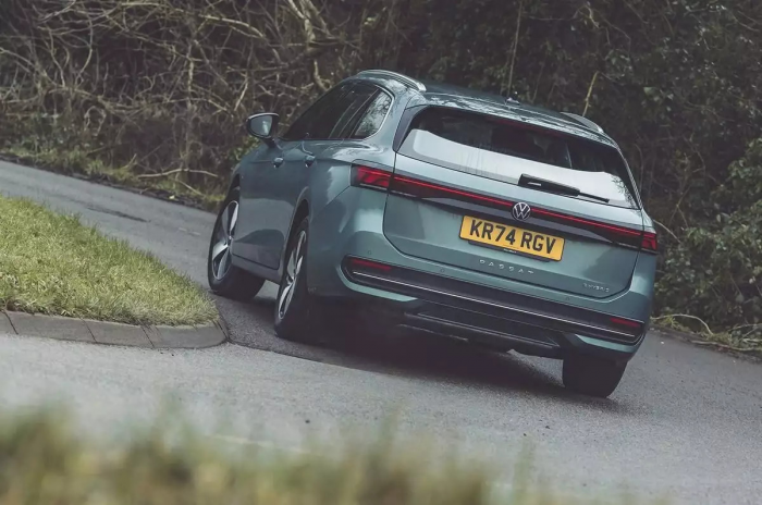 Новый универсал Volkswagen Passat — сколько он будет стоить в РФ?